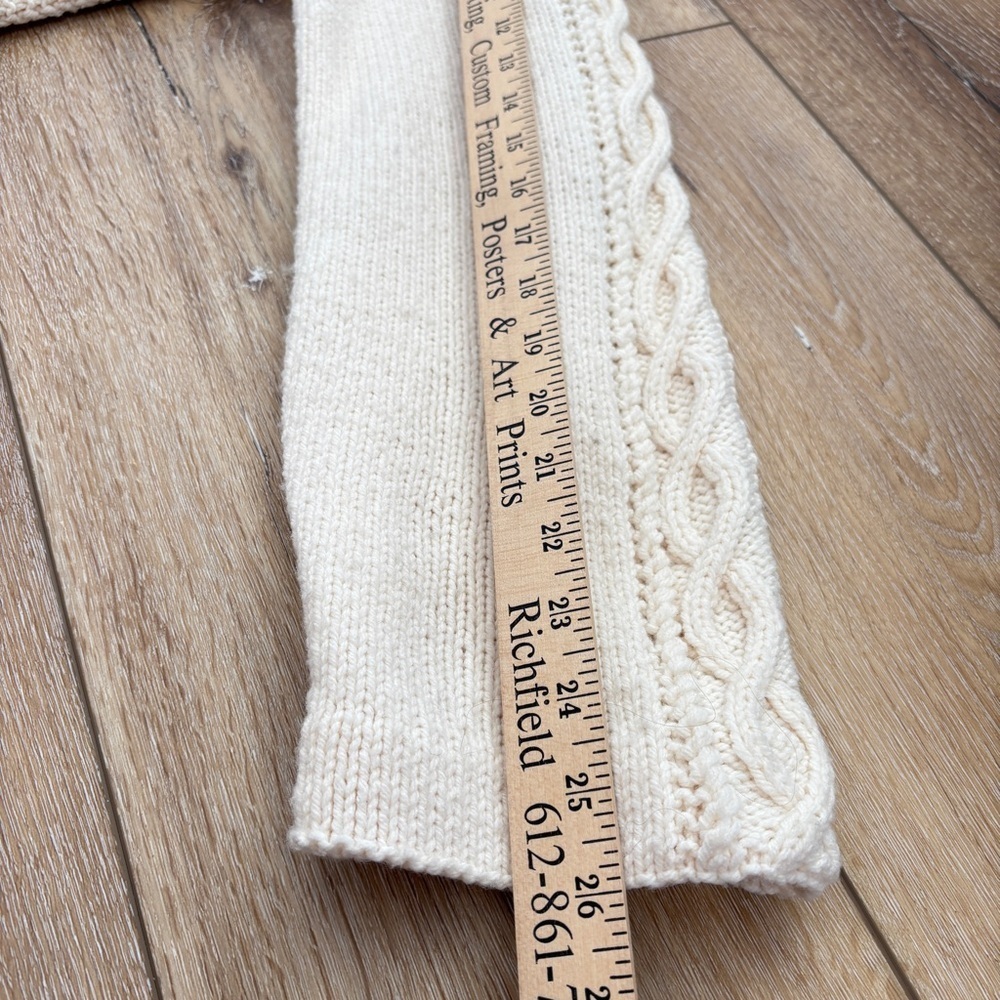 Hand Crafted Cream Hooded Cable Knit Cardigan - Picture 7 of 16